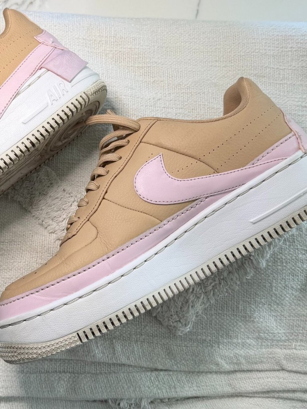 Nike Air Force 1 Jester XX "Bio Beige / Pink Force" - style AO1220-202